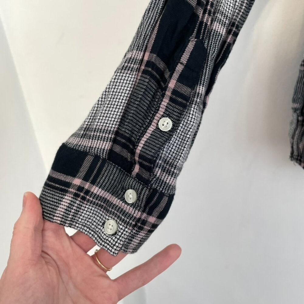 EXPRESS Patch Pocket Plaid Boyfriend Shirt Black White Flannel Button Down Tunic - Picture 14 of 16